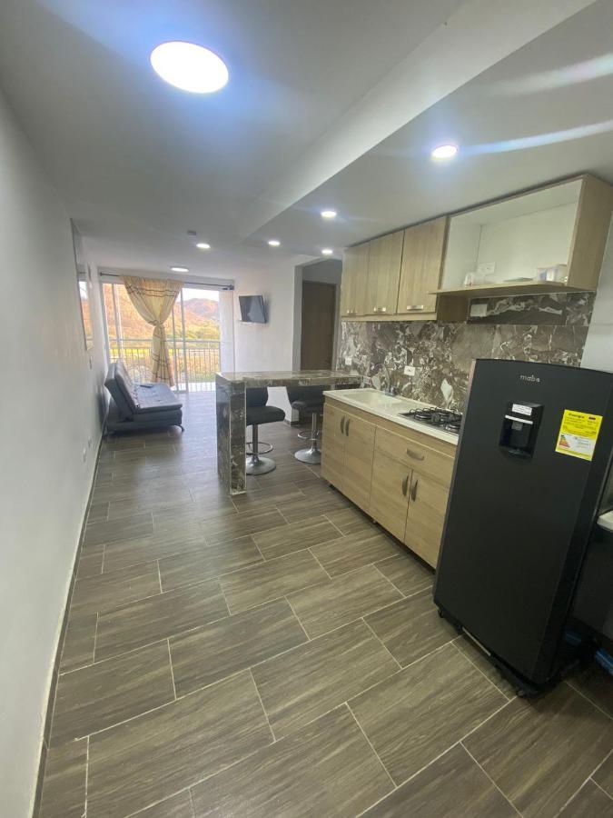 Rodadero Sur Lindo Apto Nuevo Appartement